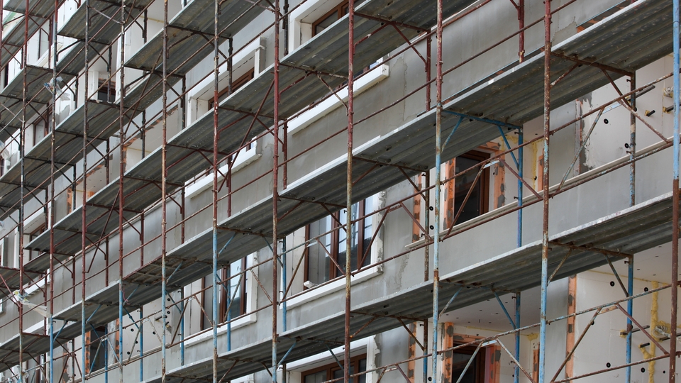 Sismabonus e Bonus edilizia: possibile il doppio beneficio per l’acquirente