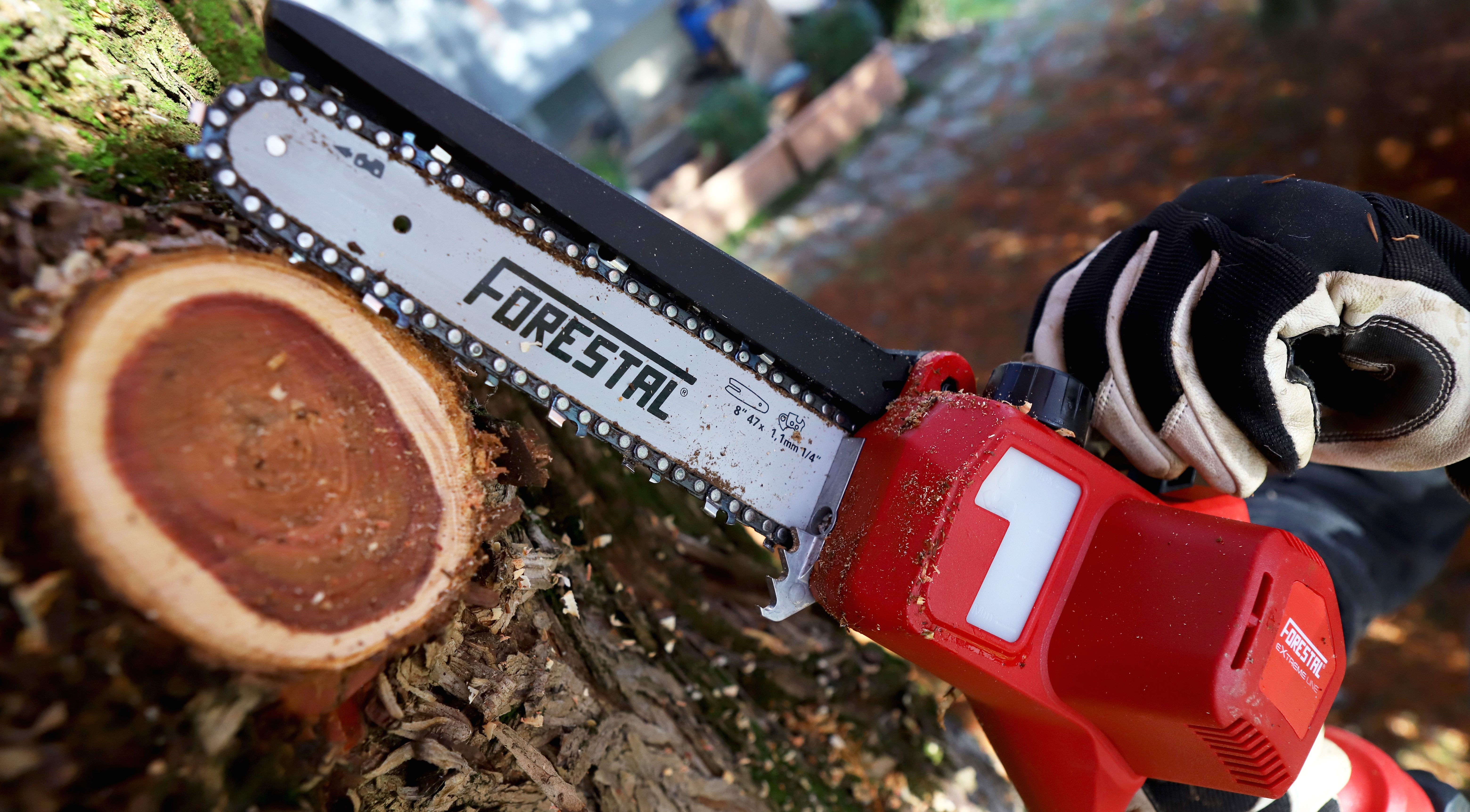 Sabart presenta il nuovo Forestal FOR 8100: potenza compatta per la potatura professionale